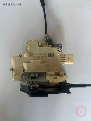 Çıkma Kapı Kilidi Ön Sağ VW Passat B6 3C1837016A