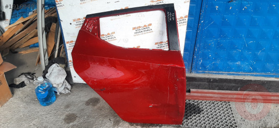 Nissan micra sağ arka kapı 2018 2022