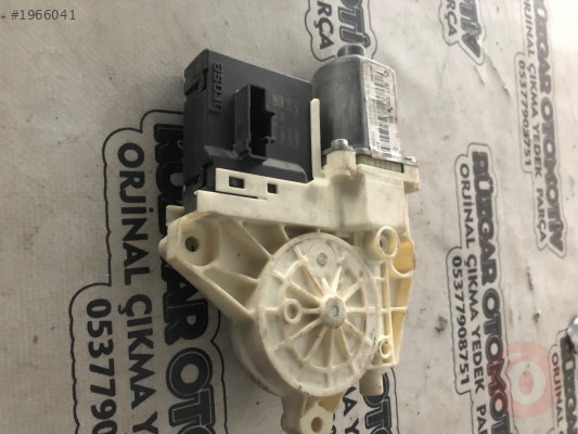 827306548R Renault fluence sağ arka cam motoru