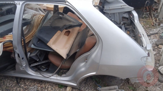 peugeot 306 hb kesme sol arka çamurluk
