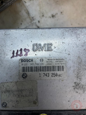 0261203590 1 743 250 BMW E36 3.18 ÇIKMA MOTOR BEYNİ