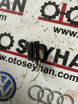 6RA953527 skoda rapid 2016 direksiyon kilidi svici