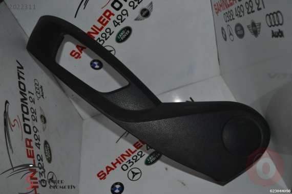 BMW 7 SERİSİ F01 F02 F04 F10 SOL ÖN KOLTUK YAN KAPAĞI