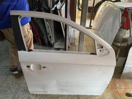 PEUGEOT 301 SAĞ ÖN KAPI
