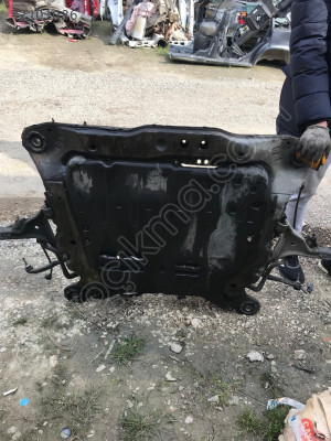 Volvo s80 2.8t6 çıkma motor traversi komple
