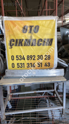 Corsa D ön tampon demiri