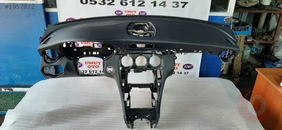 MERCEDES C SERİSİ KOMPLE GÖĞÜS