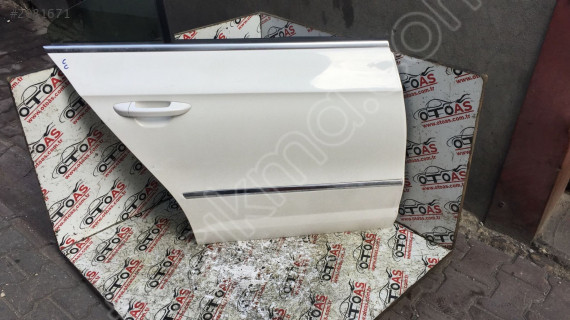 CC PASSAT SAĞ ARKA KAPI KOMPLE