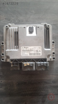 PEUGEOT 207  CİKMA MOTOR BEYNI 0261S05963 MEV17.4