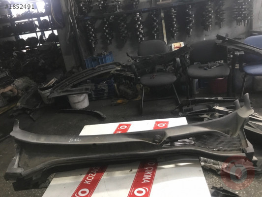 FİAT DOBLO 3 CAM ÖNÜ IZGARASI