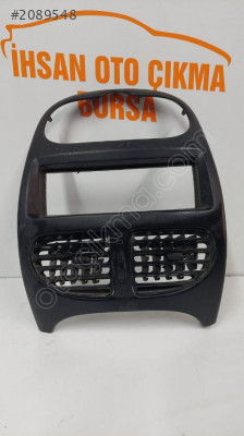 Peugeot 206 ön göğüs havalandırma ızgarası orijinal