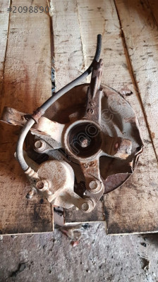 daihatsu çıkma sağ ön taşıyıcı