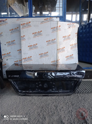 Mercedes E Class W211 Arka Bagaj Kapağı 2006-2009