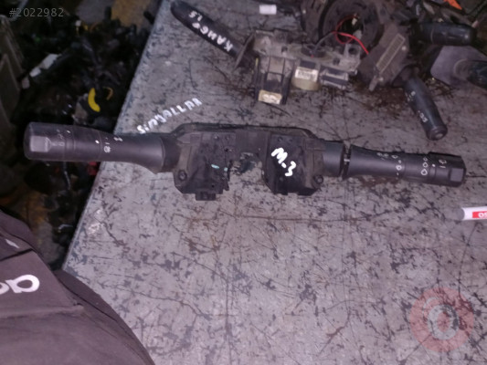RENAULT MEGAN 3 SİNYAL KOLU M.G OTO