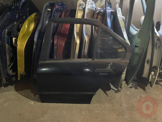 E36 BMW Sol Arka Kapı Hatasız Orijinal Çıkma