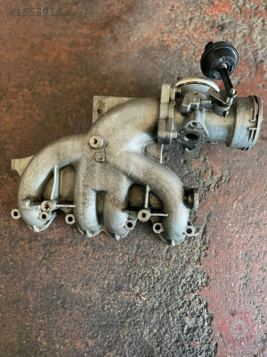 CADDY Emme Kolektörü Manifold 03G129713B Orjinal Çıkma Parça