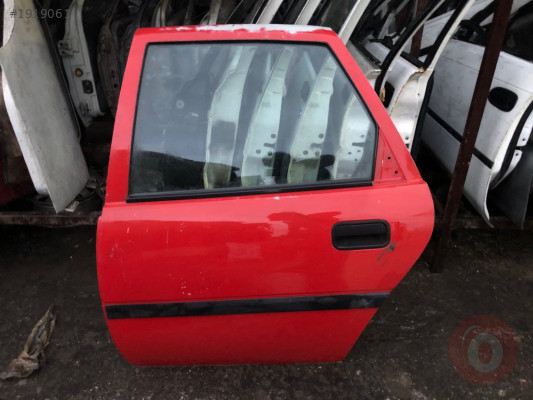 OPEL VECTRA A SOL ARKA KAPI