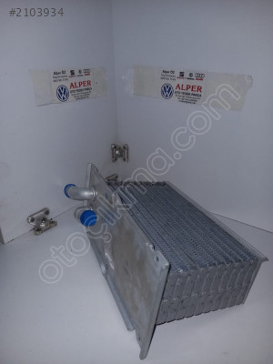 03F145749B  INTERCOOLER MANİFOLD RADYATÖRÜ 1.2 TSI 1.4 TSI