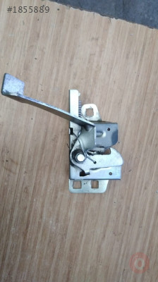ford escort 16v çıkma kaput kilidi