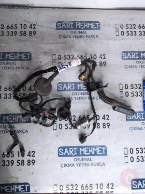 ÇIKMA AUDİ A6 SAĞ ÖN KAPI İÇ TESİSATI