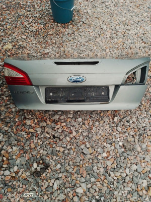 ford mondeo bagaj kapagı