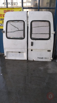 Ford transit 190 çıkma bagaj kapıları