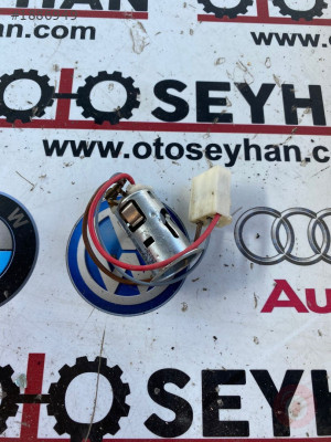 1J0919309B volkswagen passat B8 highline çakmaklık yuvası