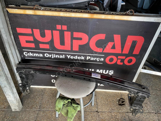 RENAULT MEGANE 4 2022 TAMPON DEMİRİ ORJİNAL EYUPCAN OTO'DA