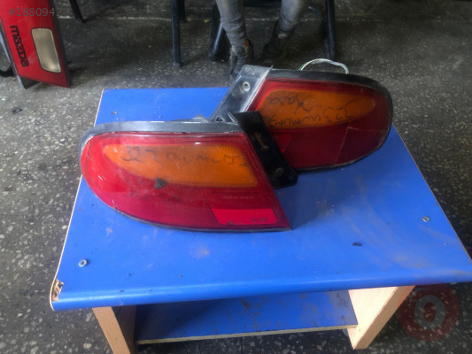 MAZDA 323 ARKA STOP