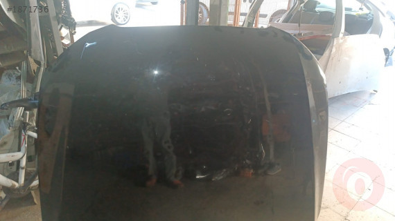 Audi Q5 makyajlı kasa çıkma kaput  hatasız