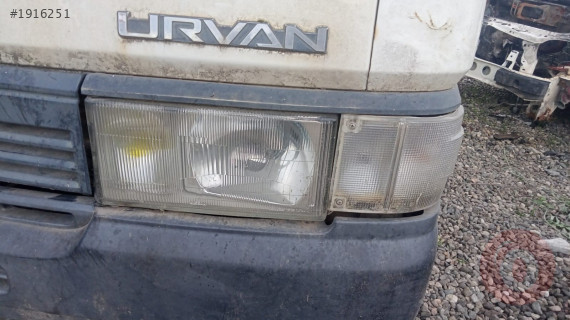 1998 model nissan urvan 2.5 çıkma sol far