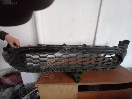 VOLKSWAGEN TROC ORJINAL ÇIKMA ALT IZGARA