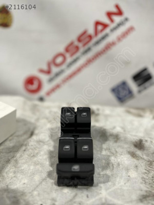 Vw Passat B8 2015 - 2019 Cam Düğmesi Dörtlü Krom 5G0959857C