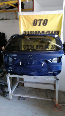 ÇIKMA BMW X1 5 Drive 1.6 d arka bagaj kapağı