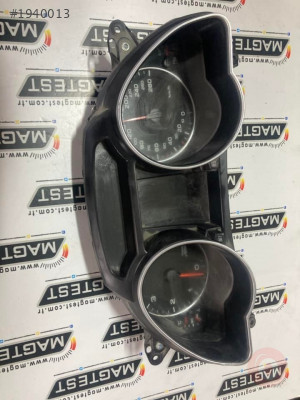Audi A5 Kilometre Saati Gösterge Paneli 8T0920931A