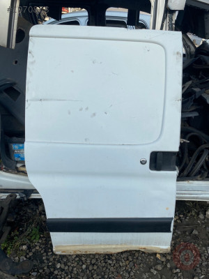 CITROEN BERLİNGO SAĞ SÜRGÜLÜ KAPI
