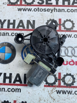 5Q0959802A volkswagen golf 8 sağ ön kapı cam motoru