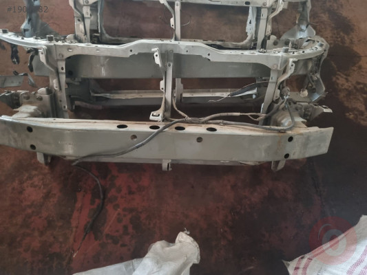1998-2000 TOYOTA STARLET  ÇIKMA TEMİZ ÖN PANEL ÇAVUŞOĞLU