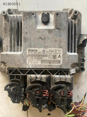 0261201864 9664852880 MED17.4 PEUGEOT 207 MOTOR BEYNİ BOSCH
