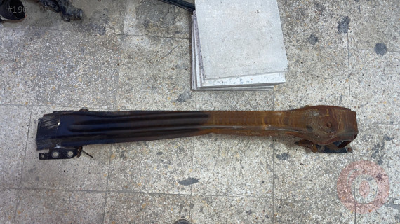 2008-12 SEAT LEON ÖN TAMPON DEMİRİ ORJ ÇIKMA