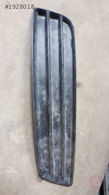 AUDİ A3 SİS KAPAĞI SOL (SİSSİZ) ÇIKMA PARÇA 8p0807681e