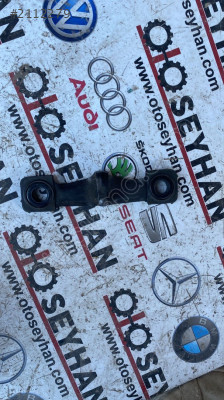 8V0827507d vw tiguan bagaj kapağı kilit karşılığı