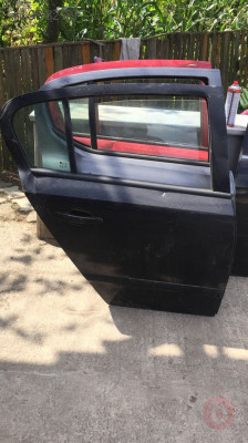 OPEL ASTRA H HB SAĞ ARKA KAPI DOLU.OTO ERKAN ÜNYE