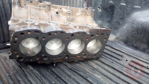 TOYOTA HİLUX HİACE 2L YARIM MOTOR