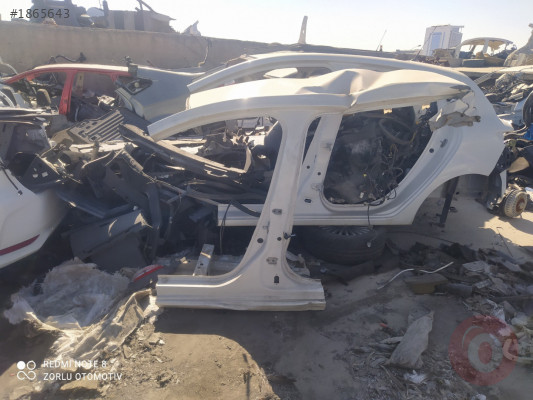Renault Megane 4 orta direk sol ön marşbiyel