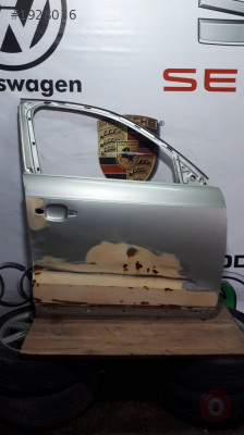 AUDİ Q3 SAĞ ÖN KAPI ÇIKMA 8U0831125B