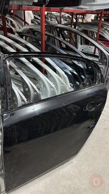 RENAULT LATİTUDE ÇIKMA ORJİNAL SOL ARKA KAPI