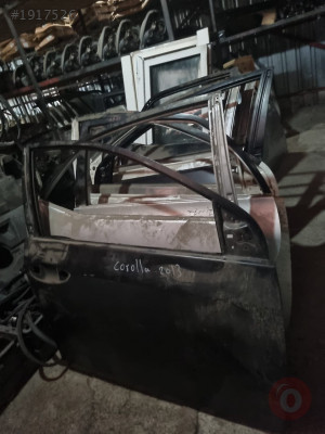 2004-2008 TOYOTA HİLÜX ÇIKMA TEMİZ SAĞ ÖN KAPI