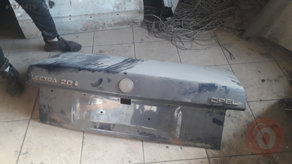 BAGAJ KAPAĞI OPEL VECTRA