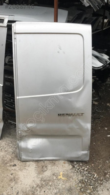RENAULT TRAFİC 3 SAĞ BAGAJ KAPAĞI